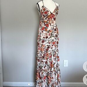 Floral maxi dress with adjustable straps